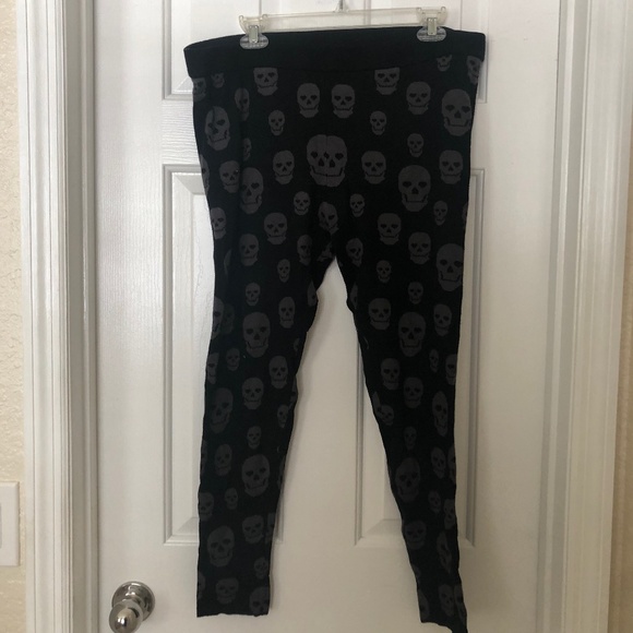 Knit Leggings - Picture 1 of 2